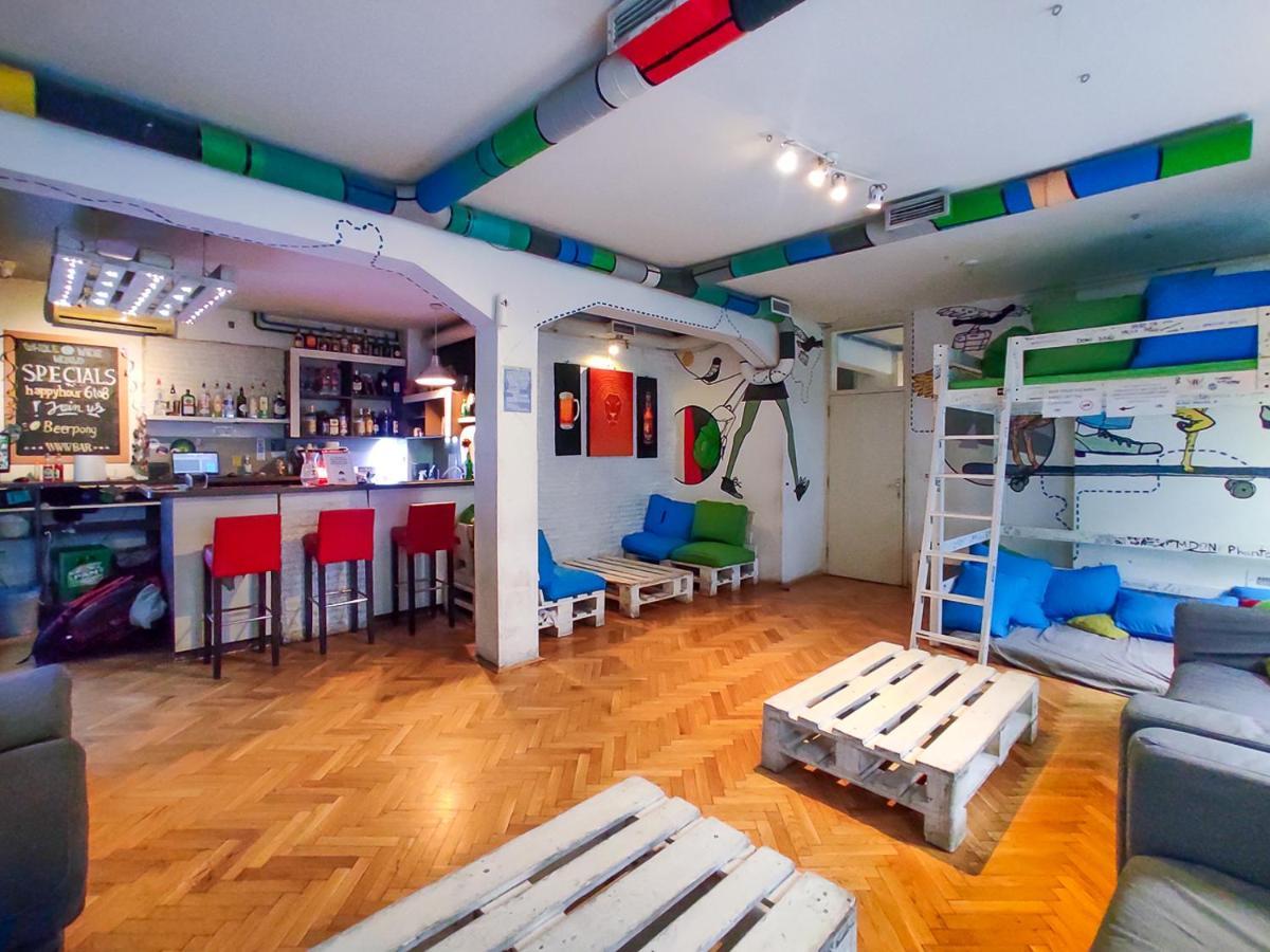 Whole Wide World Hostel Zagreb Ngoại thất bức ảnh
